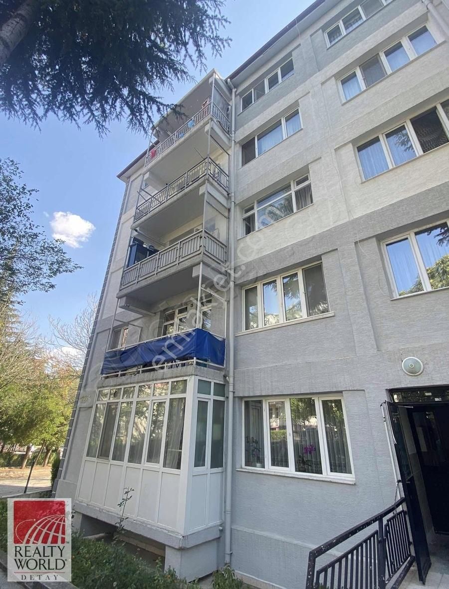 Odunpazarı Yenikent Satılık Daire REALTY WORLD DETAY'DAN YENİKENT MH'DE 2+1 FIRSAT DAİRE