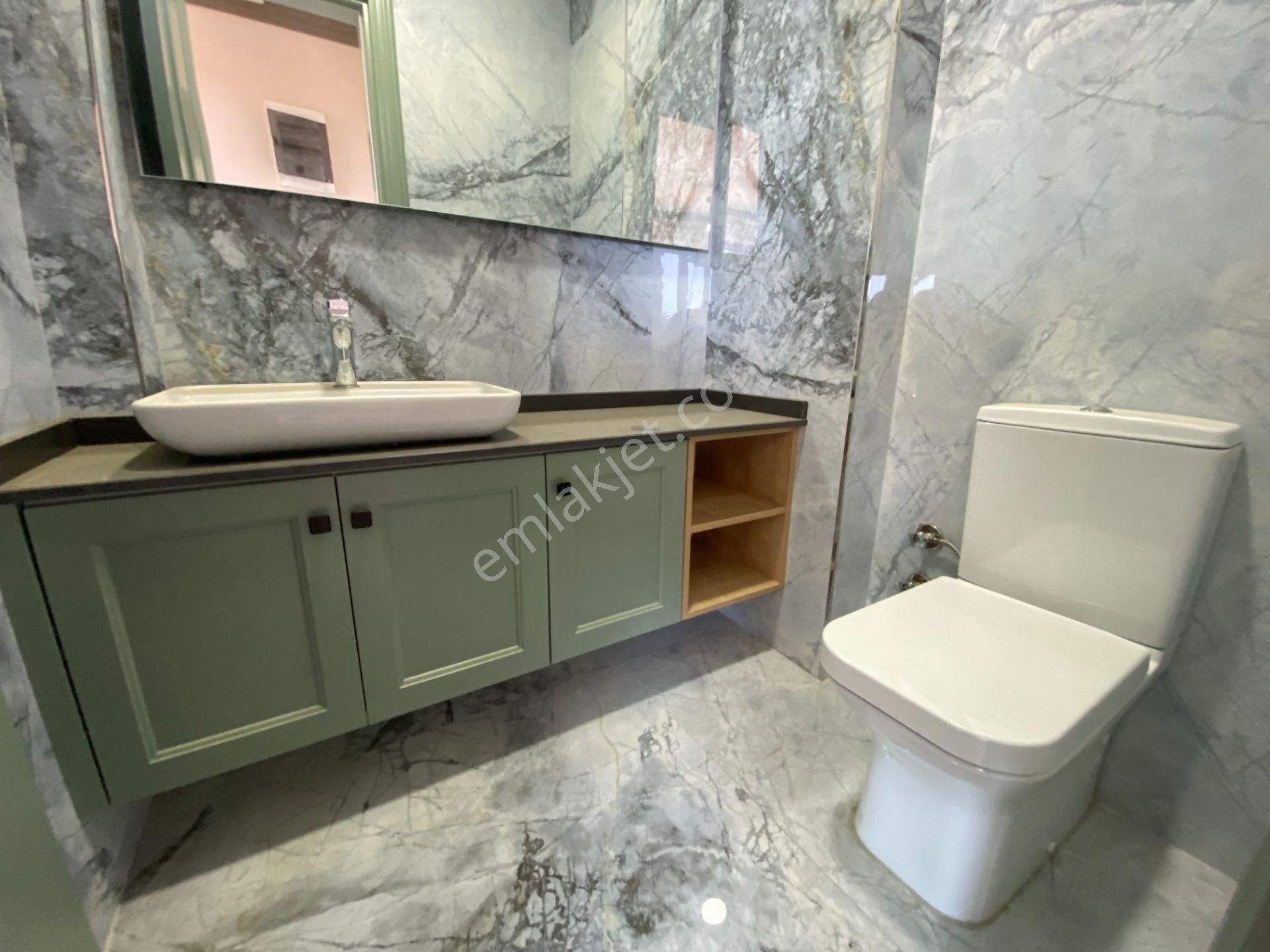 Altınoluk İlkbahr'dan 580m2 Arsa İçinde Müstakil Havuzlu Kapalı Otoparklı Modern Villa - Görsel 14