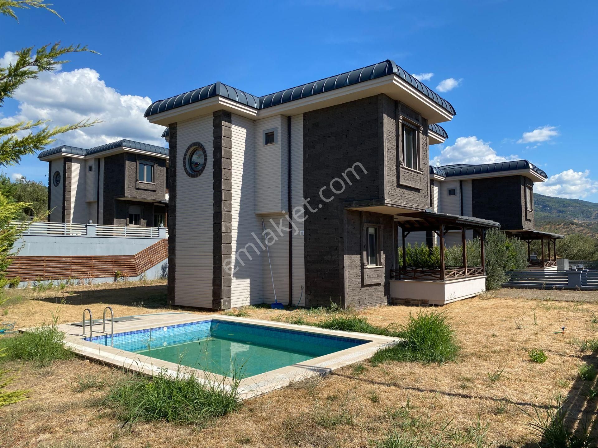 Altınoluk İlkbahr'dan 580m2 Arsa İçinde Müstakil Havuzlu Kapalı Otoparklı Modern Villa - Görsel 32