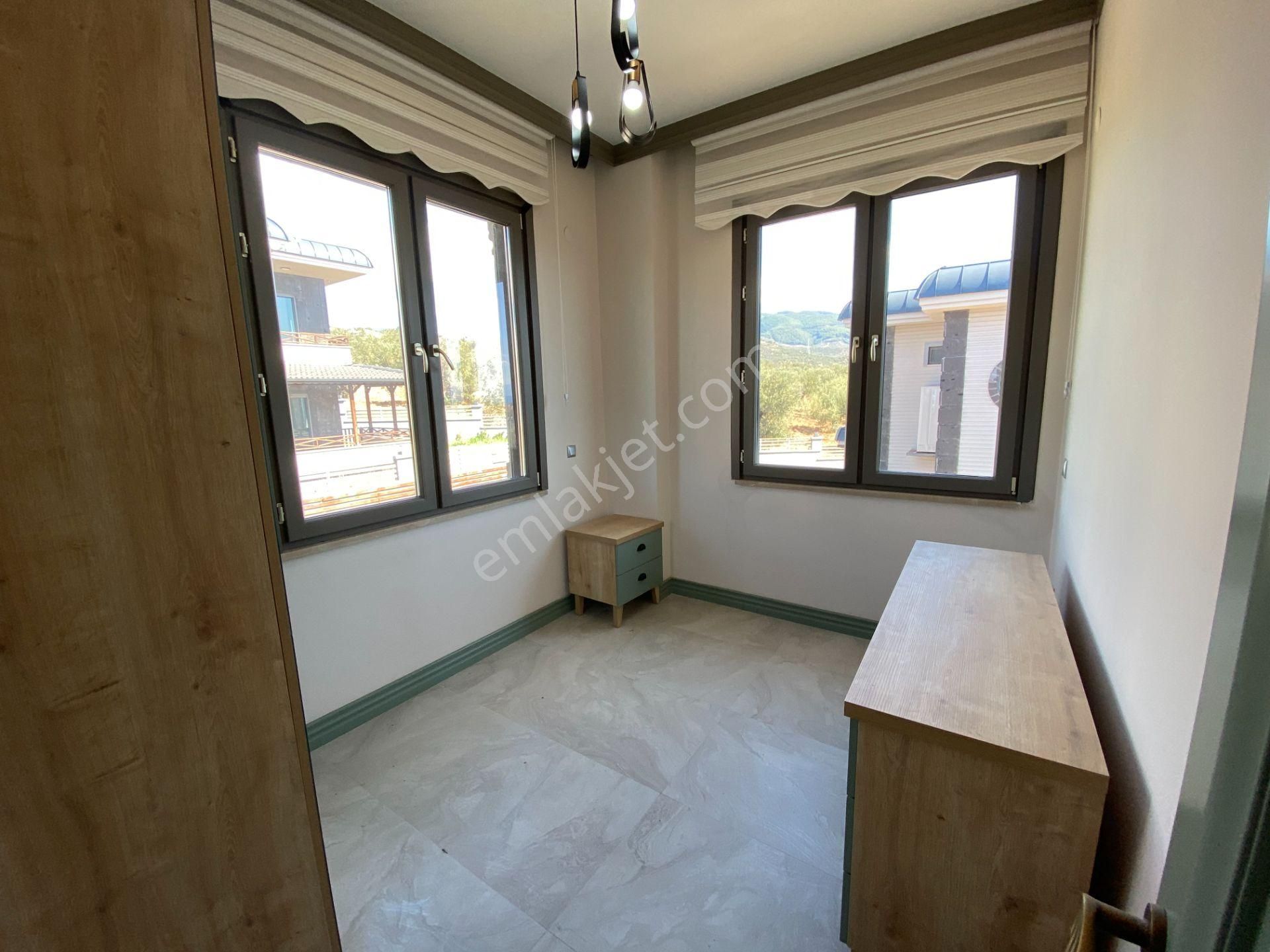 Altınoluk İlkbahr'dan 580m2 Arsa İçinde Müstakil Havuzlu Kapalı Otoparklı Modern Villa - Görsel 18