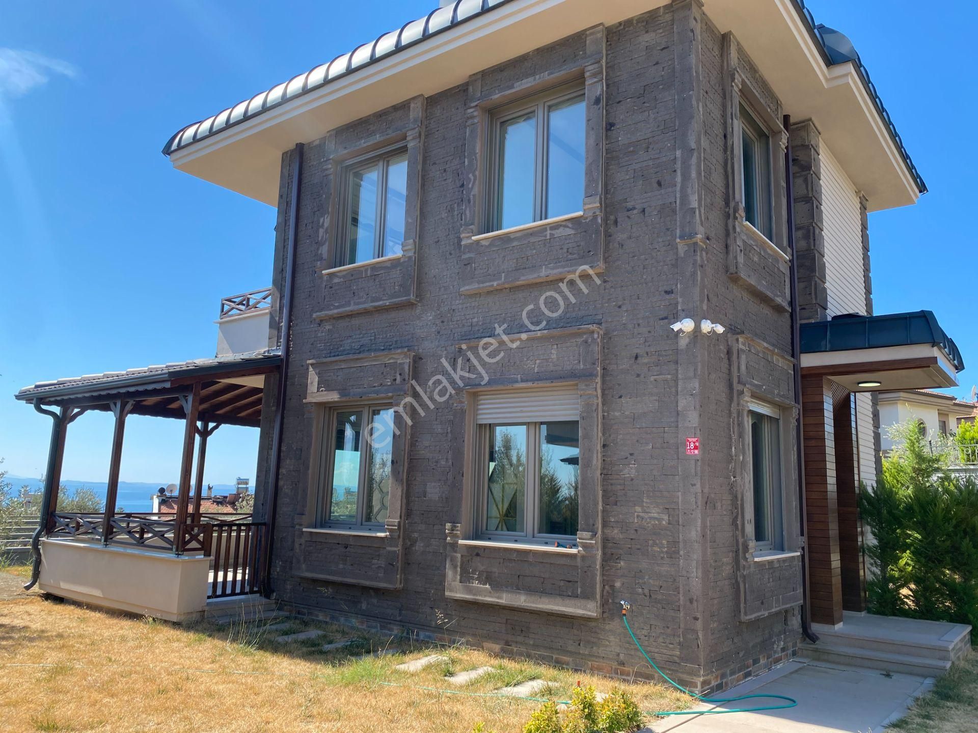 Altınoluk İlkbahr'dan 580m2 Arsa İçinde Müstakil Havuzlu Kapalı Otoparklı Modern Villa - Görsel 35