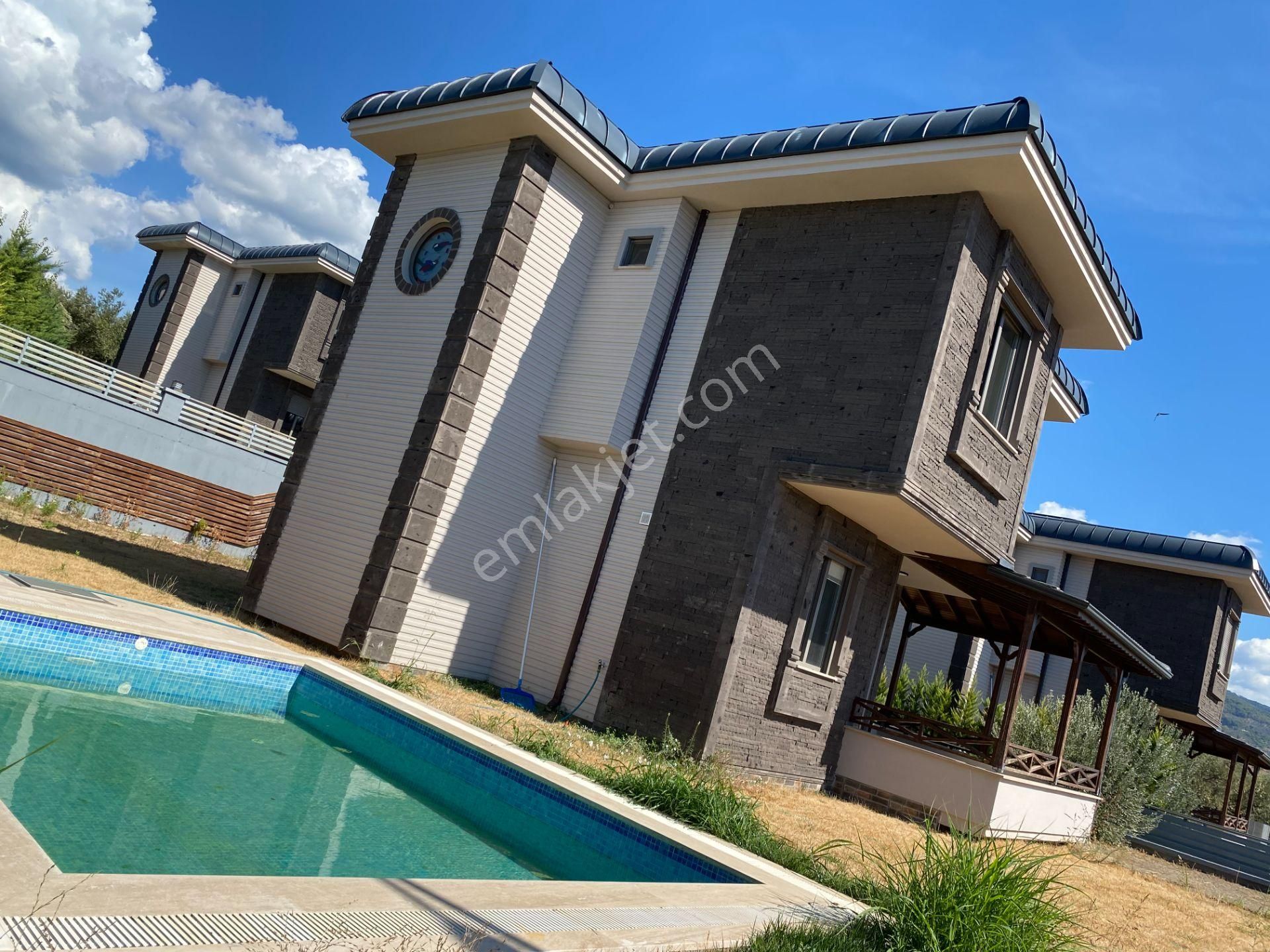 Altınoluk İlkbahr'dan 580m2 Arsa İçinde Müstakil Havuzlu Kapalı Otoparklı Modern Villa - Görsel 33