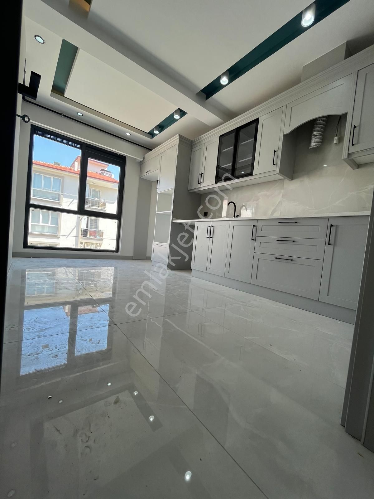 Merkezefendi Muratdede Satılık Daire  TEKDEN HASTANESİ YAKINI / SATILIK 3+1,130m2  DAİRELER