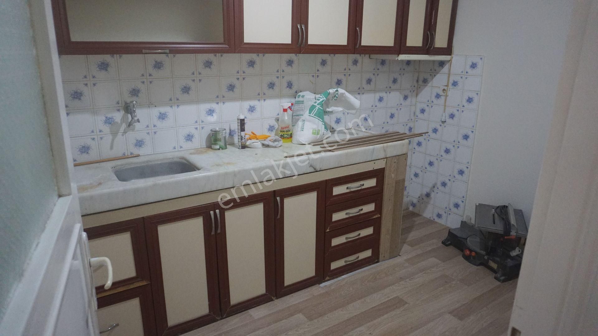 Çiğli Küçük Çiğli Kiralık Daire Balatçıkda Kiralık Fiyat Düştü 2+1 Balkonlu Çiğli Serkan Emlak Dan