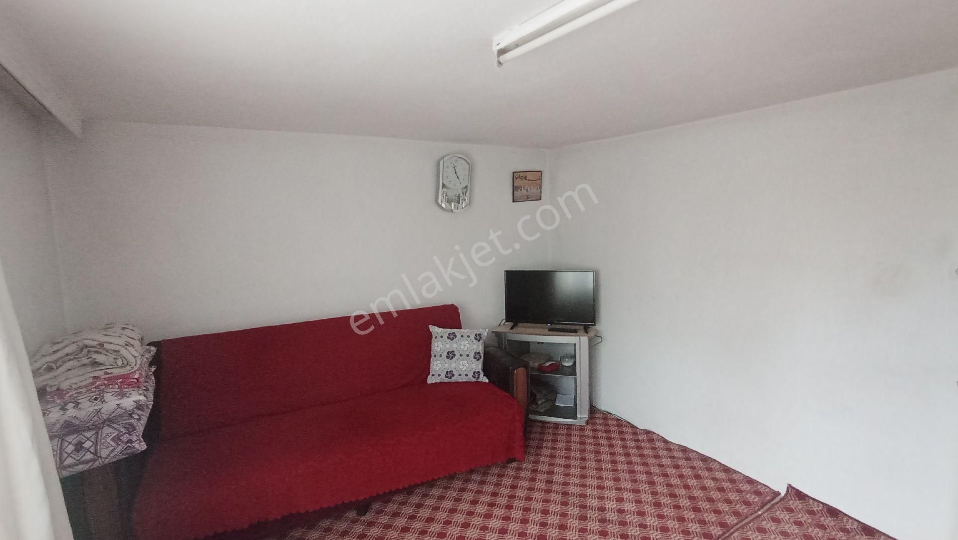 Yukarıbayır Mahlesinde İki Katlı Müstakil Ev - Görsel 8