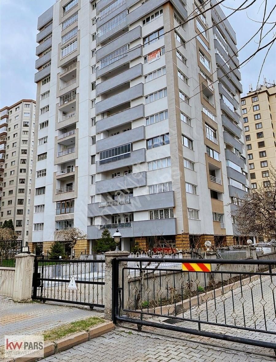 Melikgazi Alpaslan Kiralık Daire KW PARS / ALPARSLAN MAH. ULUTAŞ EVLERİ 240 M2 4+1 KİRALIK DAİRE