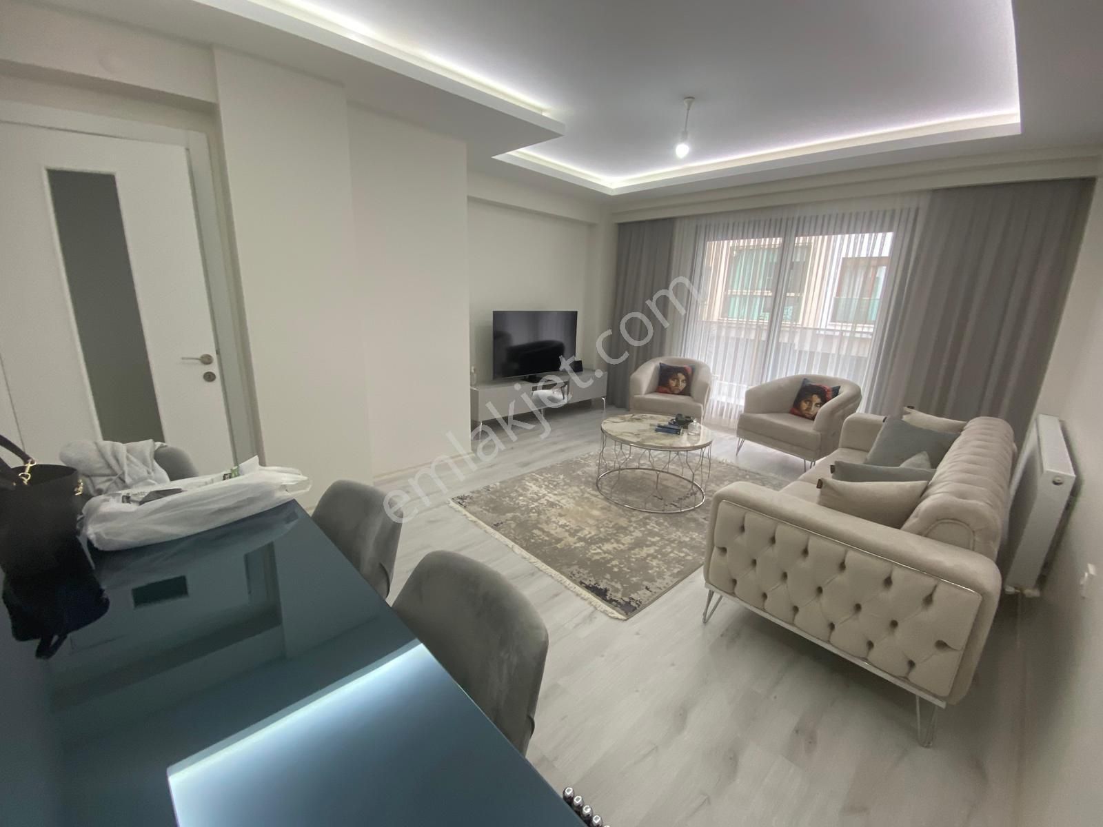 Buca Çamlık Kiralık Daire Buca Çamlık Mah.de İşçievleri Cad.ve Uçanyol Kavşak Yakını 3+1 110m2 Dgazlı Eşyalı Lüx Kiralık Daire