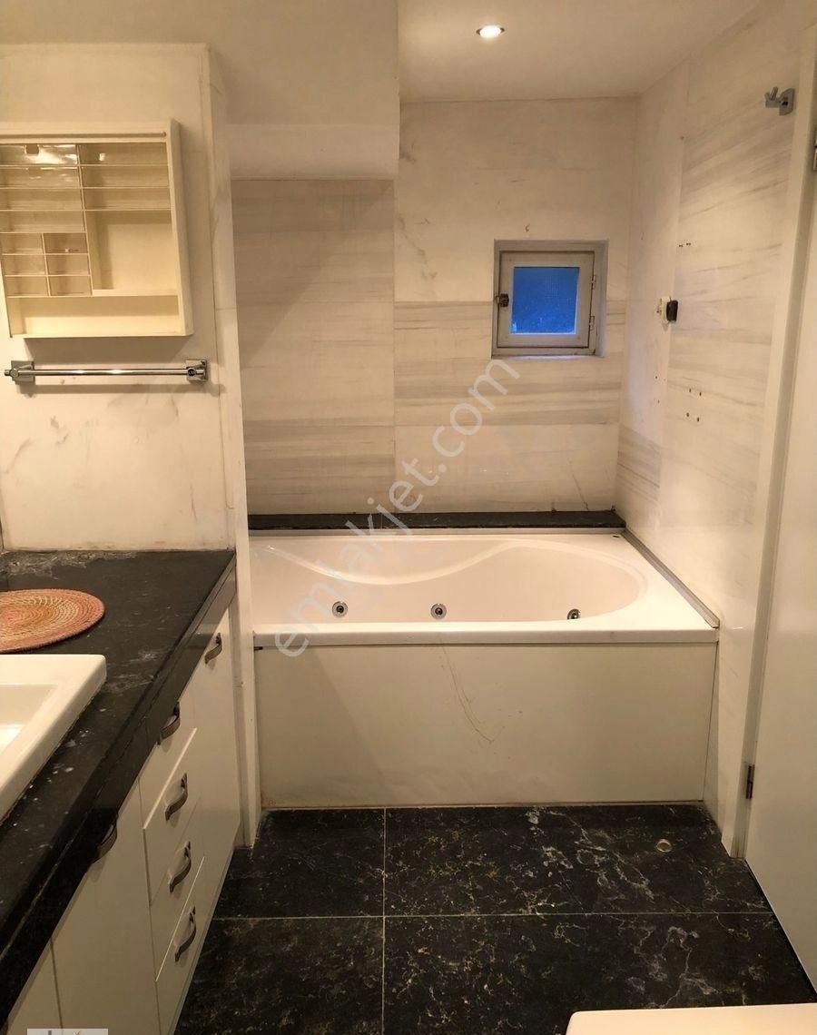 Gaziosmanpaşa’da 2+1 Çift Banyolu Kapalı Garajlı Ters Dubleks - Görsel 9