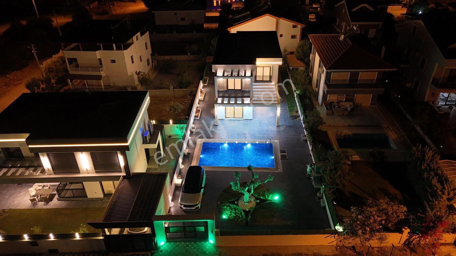 Didim Akbük Satılık Villa DİDİM AKBÜKTE YAZLIK 4+1 530m2 ARSA İCİNDE TAM MÜSTAKİL HAVUZLU AKILLI VİLLA