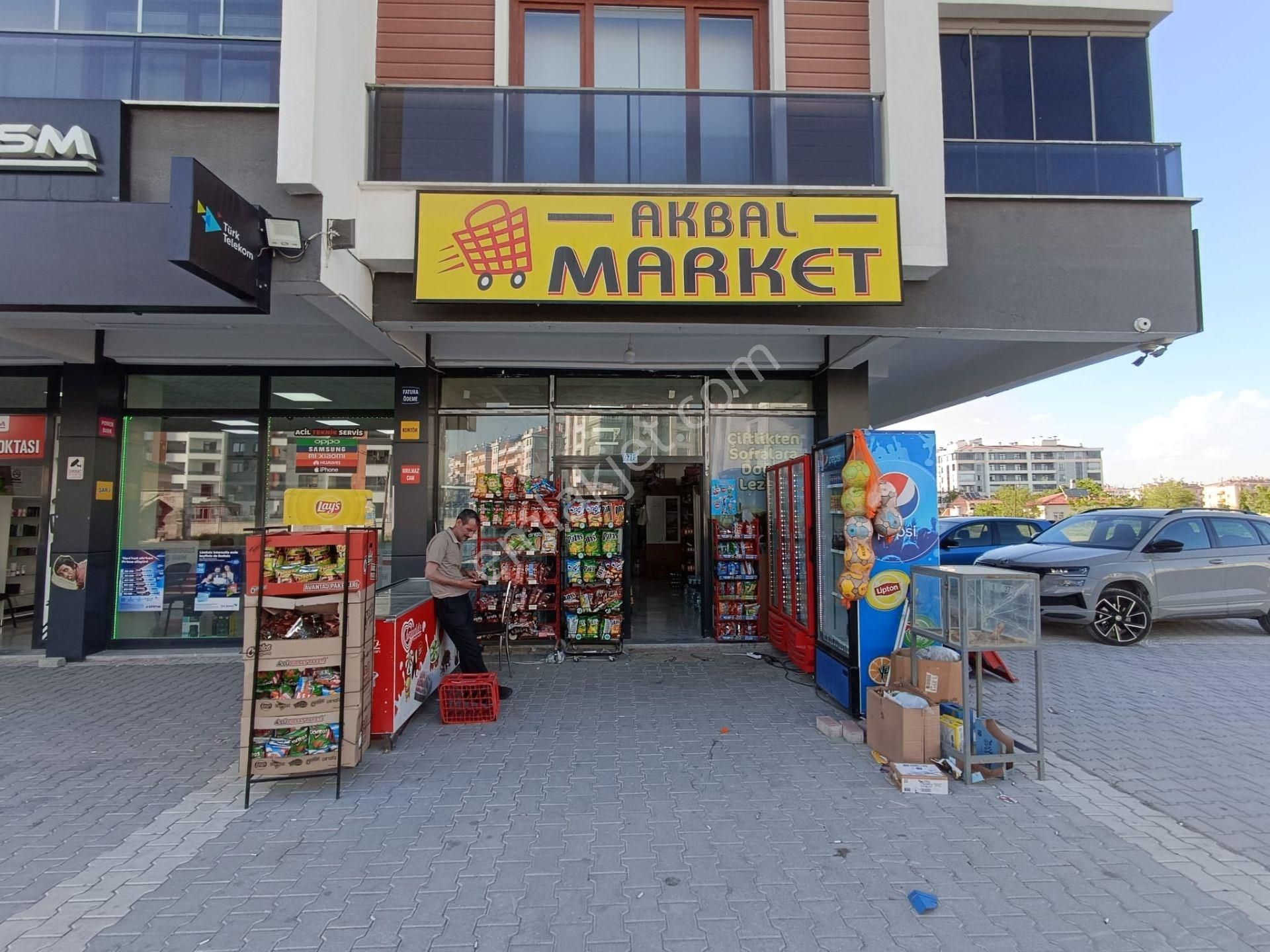 Karatay Köprübaşı Satılık Dükkan & Mağaza Konya Karatay Şeyh Ulema Recep Ağa Caddesi Satılık 50 m2 Köşe Dükkan