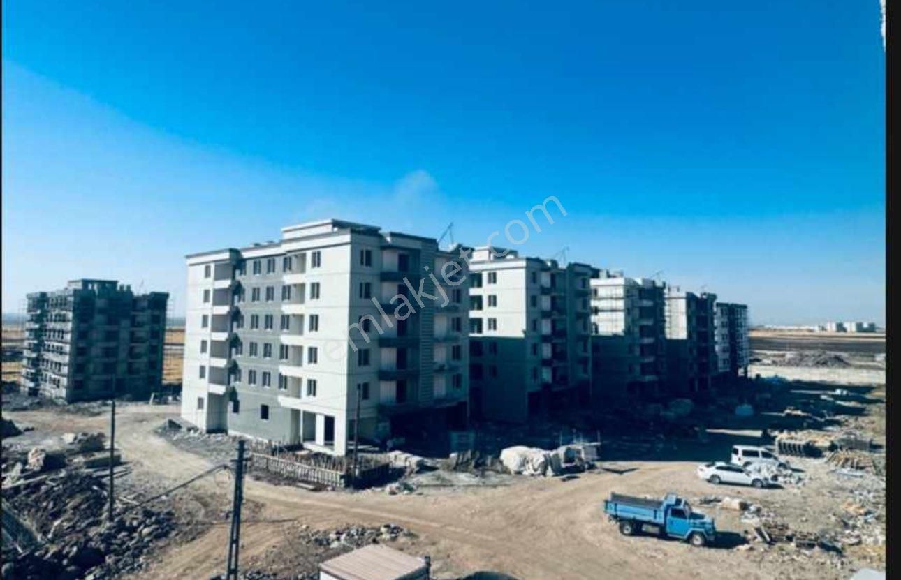 Kayapınar Talaytepe Satılık Daire 75 EMLAKTAN YENİ SDAT ARKASI ŞEHİR HASDENESİ KARŞISI 2+1 ACİL SATLIK DAİRE