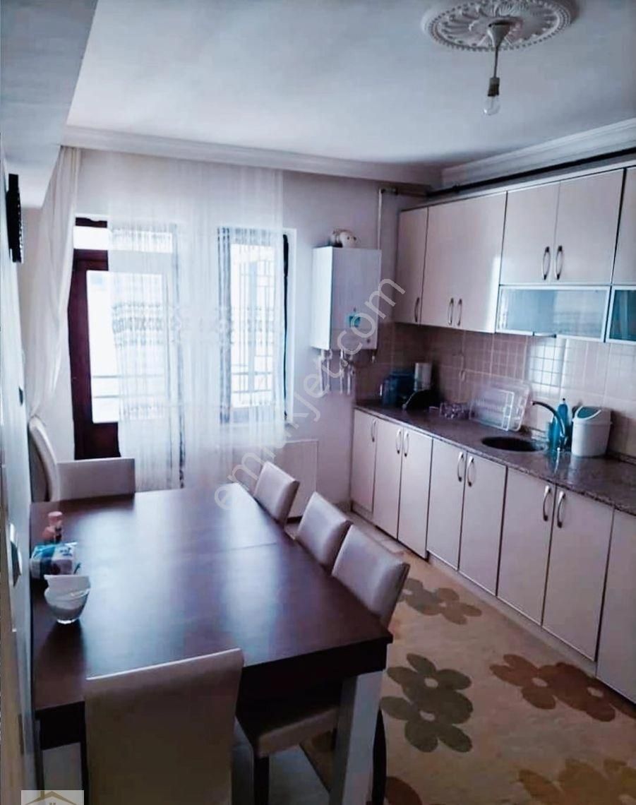 Çorum Merkez Ulukavak Satılık Daire MUTLU KENT SİTESİNDE 3+1 ARA KAT SATILIK DAİRE