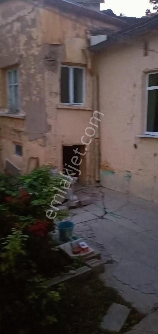 Meram Aydoğdu Kiralık Daire pierbi mah kiralık bahceli. ev