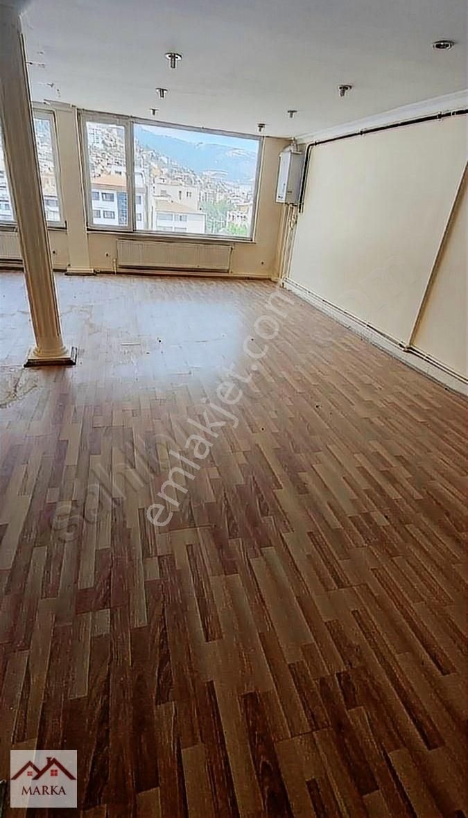 Amasya Merkez Dere Satılık Ofis MERKEZDE 92 m2 SATILIK OFİS