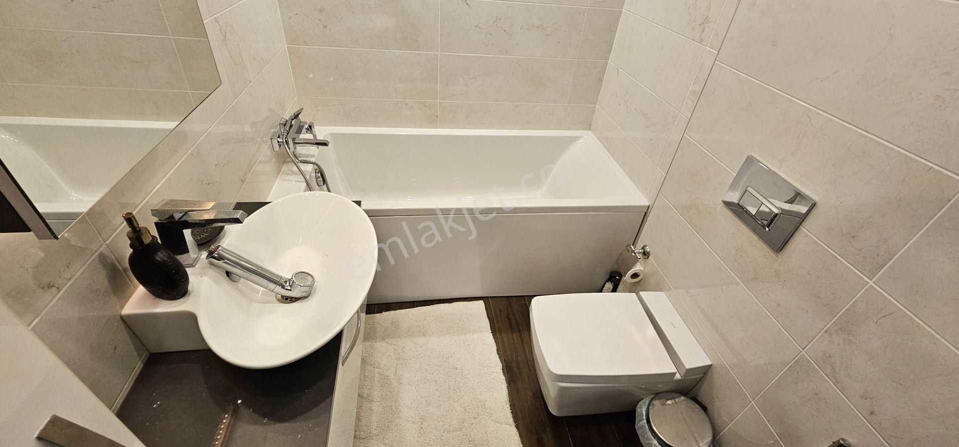 Bostanlı İki Katlı Emlakbank Konutlarında Full Tadilatlı 2+1 Daire - Görsel 23