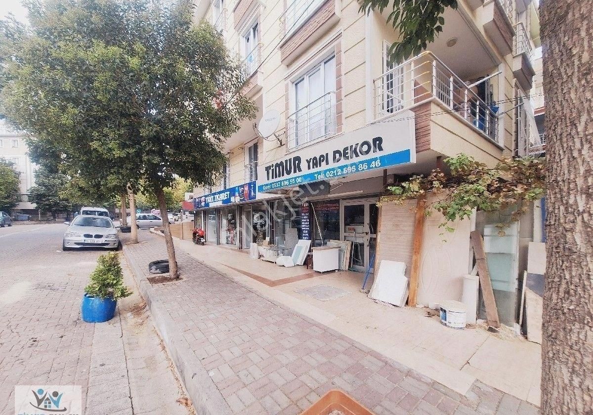 Avcılar Cihangir Satılık Genel Avcılar Cihangirde Satılık 240 M² Kiracılı Dükkan