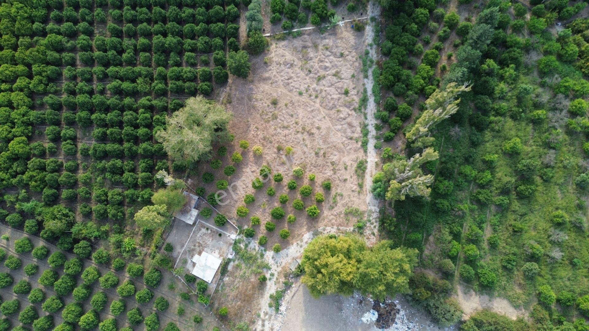 Kemer Kuzdere Satılık Tarla  Denize yakın gelecekteki gelişim için büyük arsa