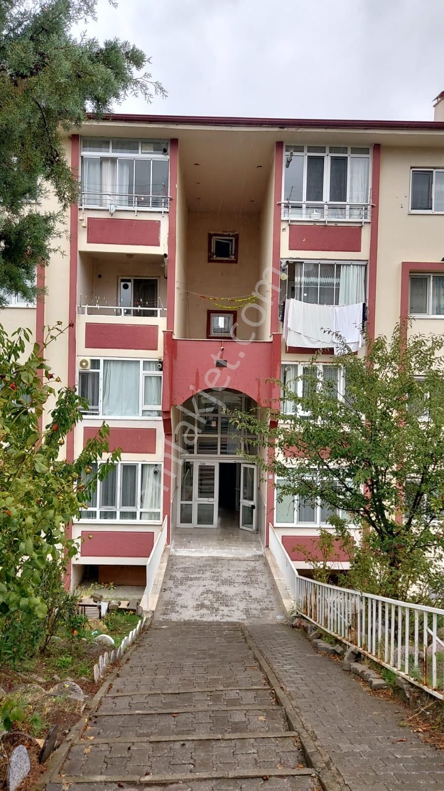 Çorum Merkez Ak Kent Satılık Daire BAKIMLI TEMİZ 3+1 DAİRE