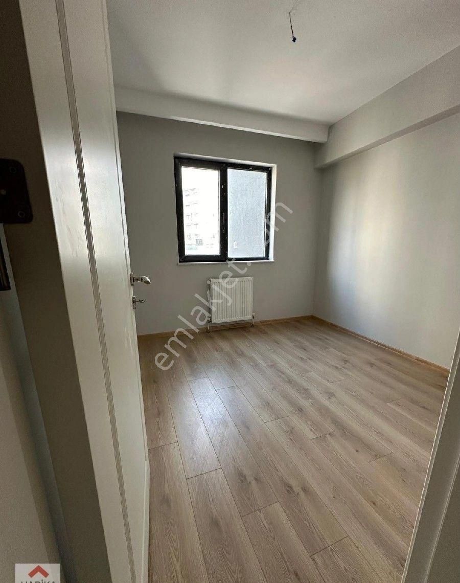 Mamak Türközü Satılık Daire TÜRKÖZÜNDE 5 SENELİK SİTEDE 8.KATTA 4+1 170 m² SATILIK FIRSAT DAİRE !!!!