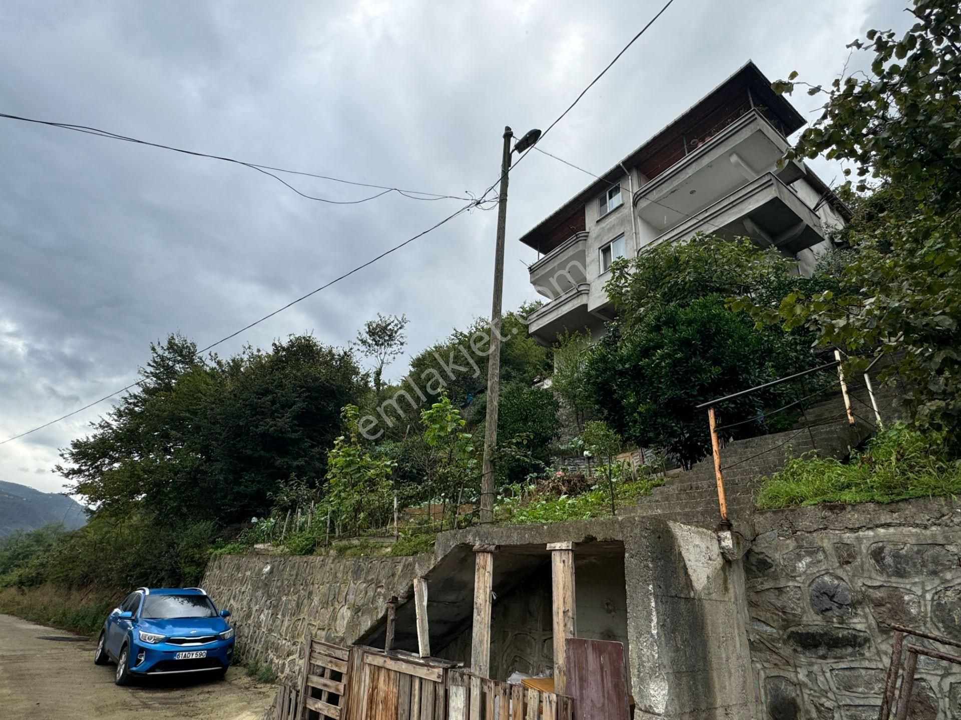 Ortahisar Akoluk Satılık Bina Trabzon Akoluk Mahallesi Satılık Bina