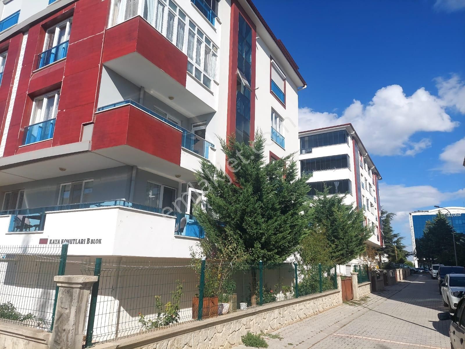 Akşehir İstasyon Satılık Daire  BİZİM EMLAKTAN İSTASYON MAHALLESİNDE 3+1 FUL+FUL