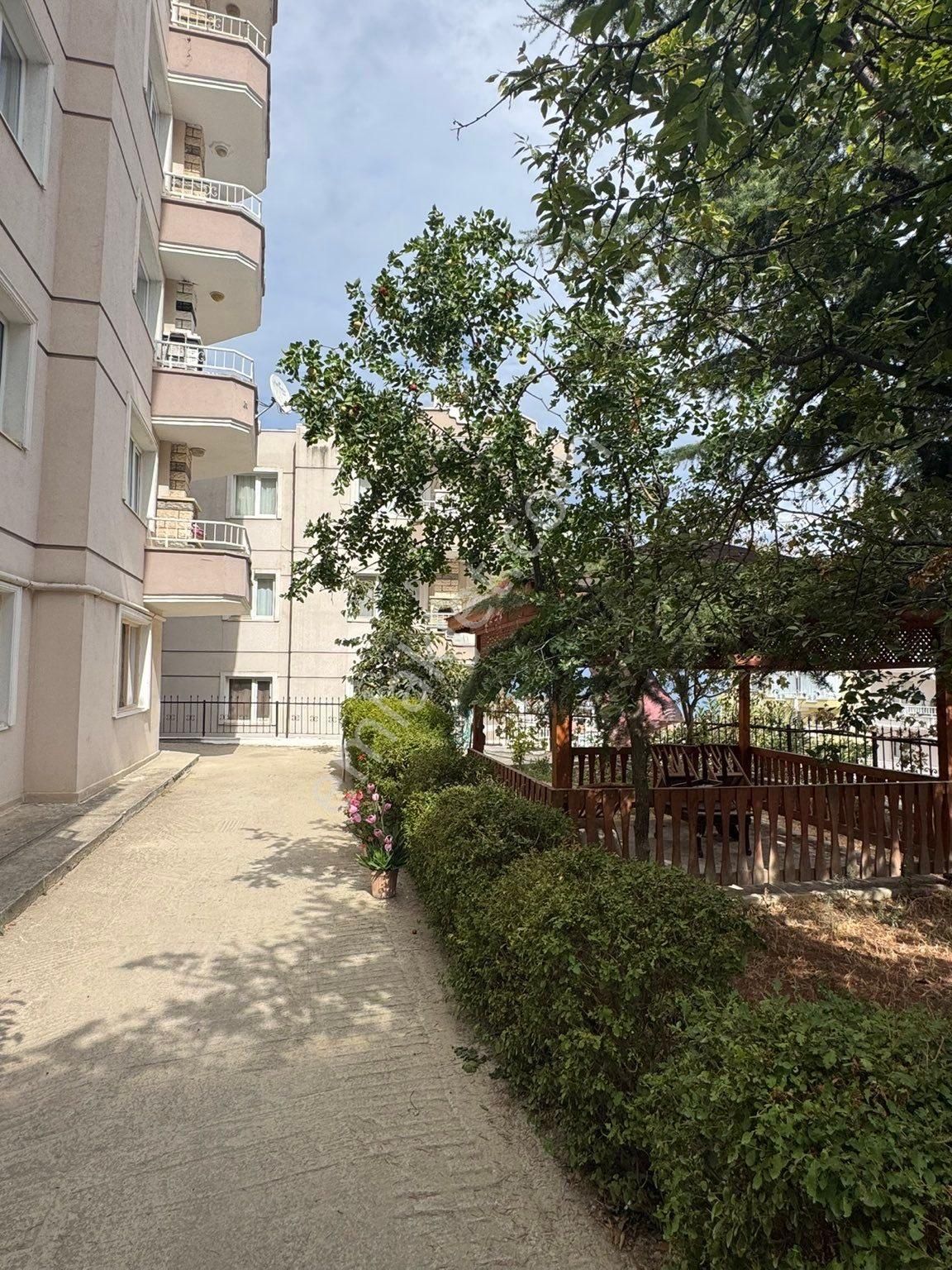 Mudanya Yeni Satılık Daire YENİ MAHALLEDE SİTE İÇİ MASRAFSIZ SATILIK