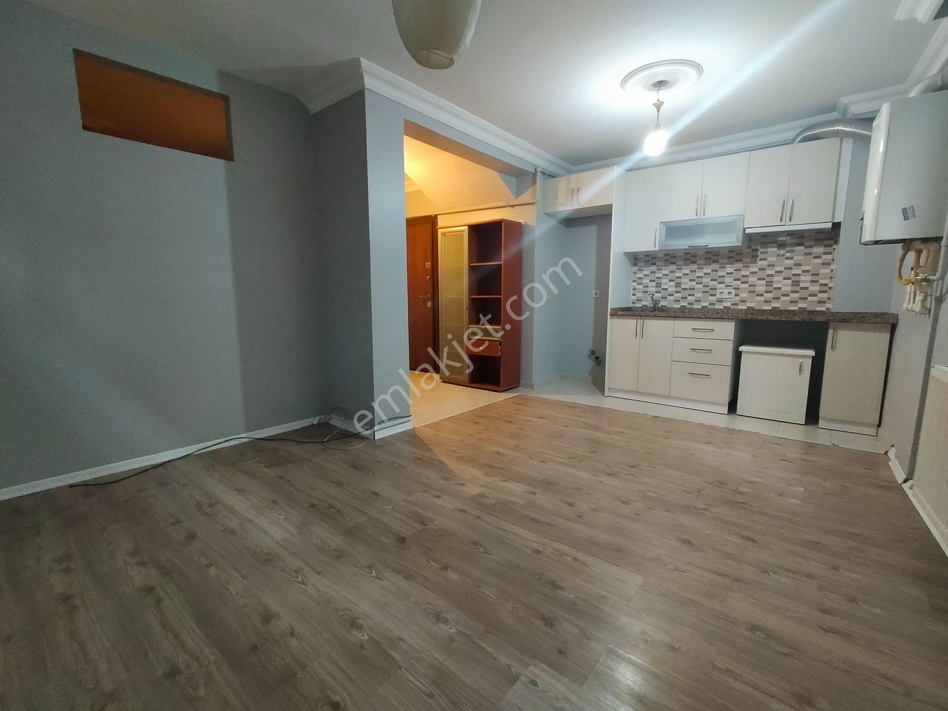 Maltepe Fındıklı Kiralık Daire  AREN EMLAK | Harika konumda hemen taşınmaya hazır Kısmi eşyalı amerikan mutfaklı 1+1 kiralık daire