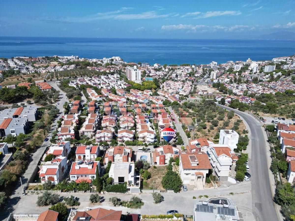 Kuşadası Kadınlar Denizi Satılık Villa KADINLAR DENİZİ ASKEROĞLU EVLERİ ÖZEL YAPI