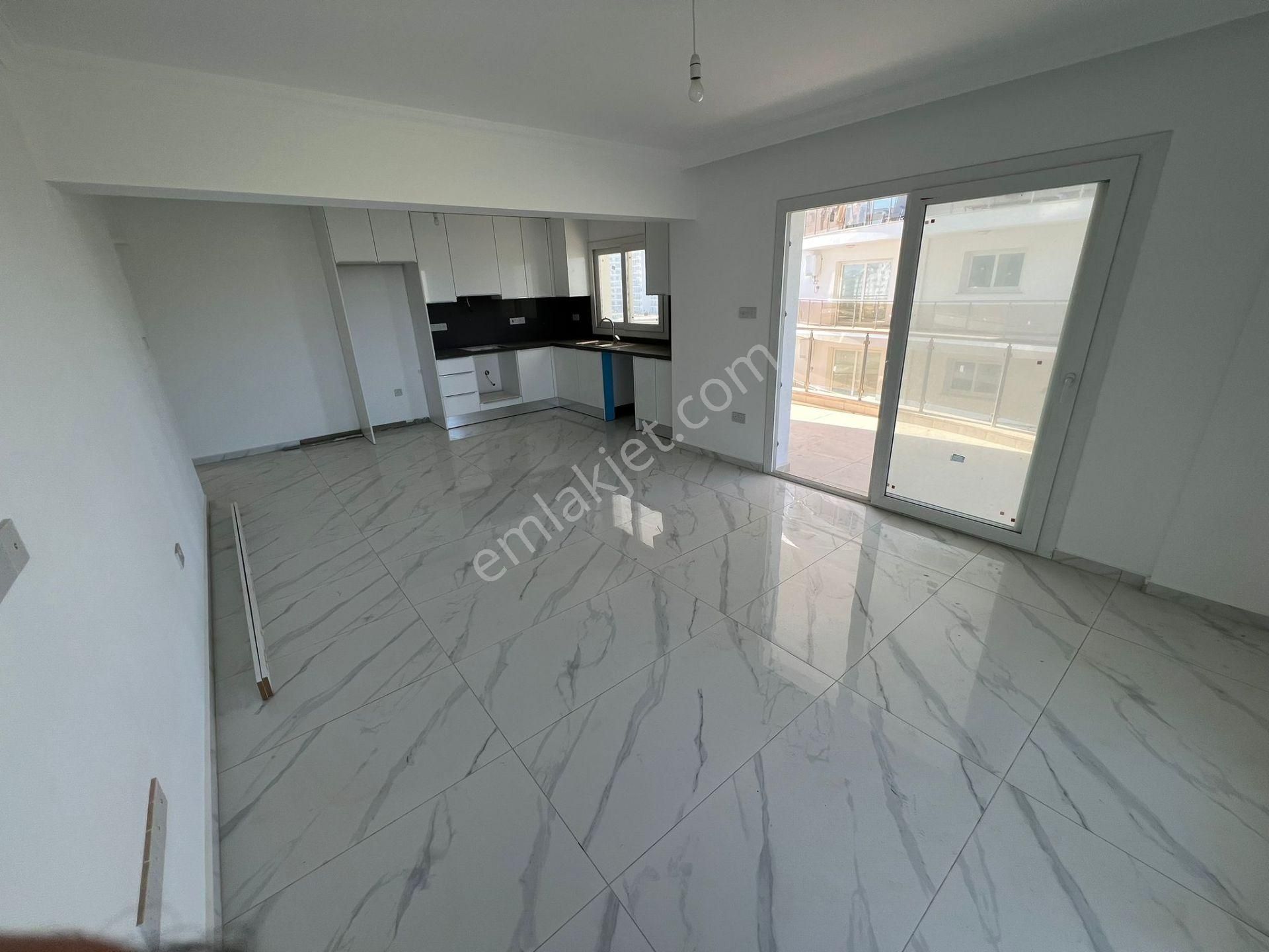 İskele Boğaz Satılık Daire  İSKELE MERKEZDE REZİDANS 2+1 SATILIK DAİRE