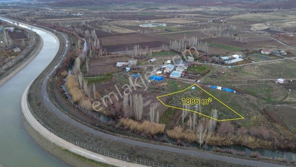 Seydişehir Kuran Satılık Konut İmarlı  YEŞİLLİKLER İÇİNDE DERE KENARI 1886 m² ÇİFTLİK YAPMALIK MUAZZAM ARSA