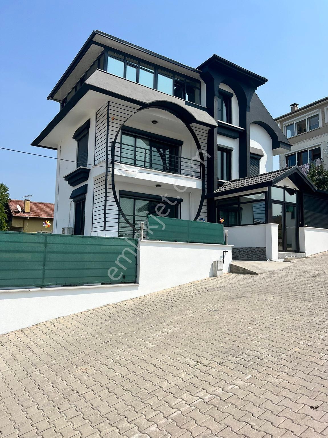Özden Deniz Manzaralı 5.+2 Satılık Villa - Görsel 12