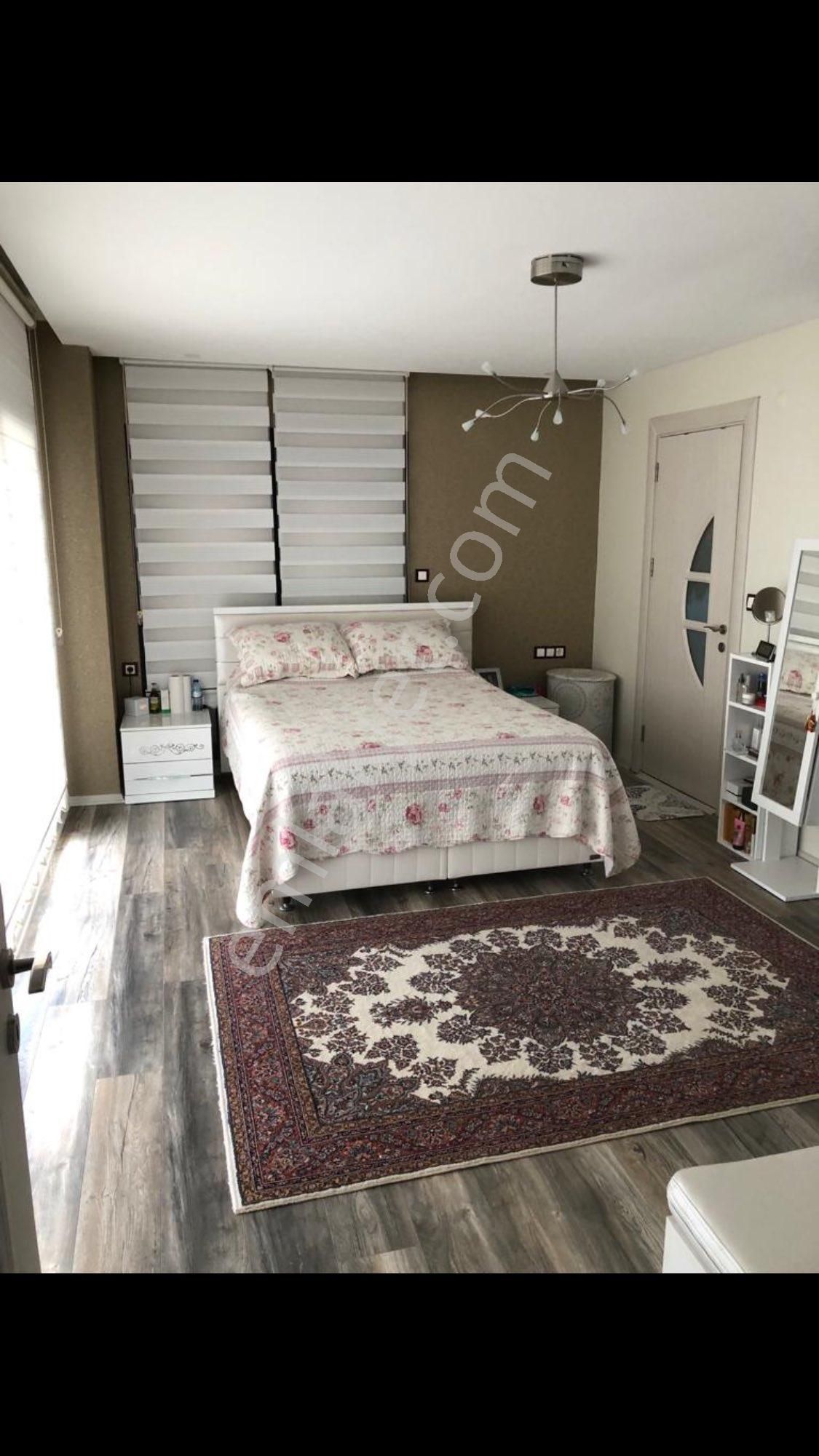 Özden Deniz Manzaralı 5.+2 Satılık Villa - Görsel 15