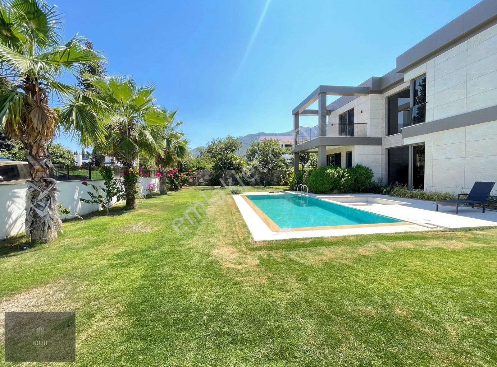 Bodrum Gölköy'de Denize 350 M Satılık Çok Özel Villa - Görsel 11