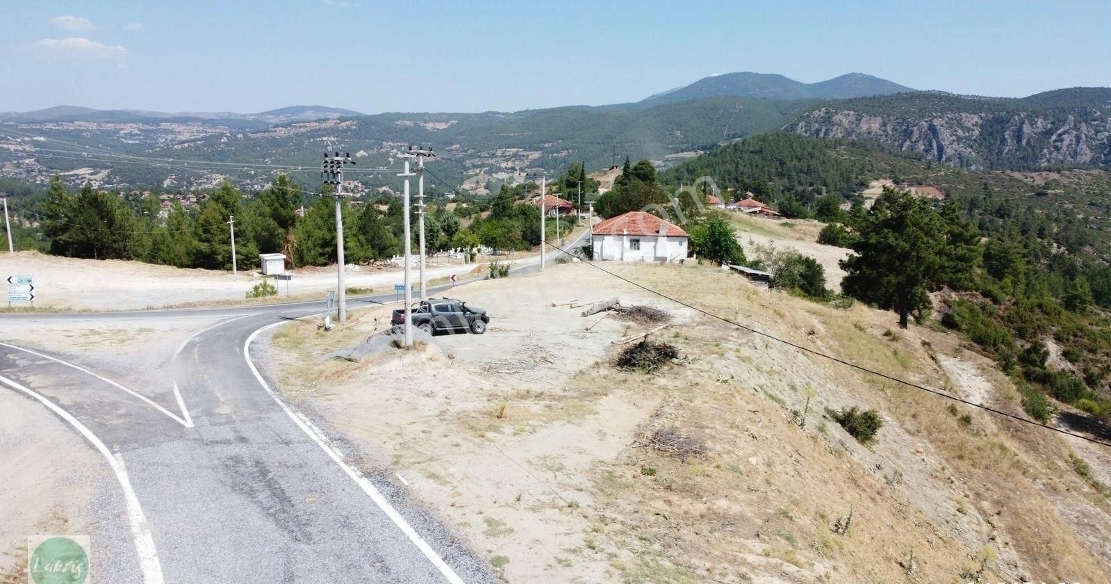 Menteşe Dokuzçam Satılık Konut İmarlı Dokuzçam'da Üç Yol Ağzında İmarlı Arsa