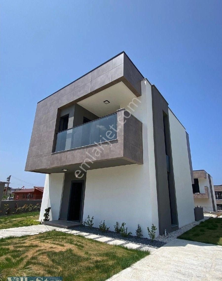 Kuşadası Güzelçamlı Satılık Villa MÜSTAKİL, SIFIR,  300MT2 BAHÇELİ, ÖZEL HAVUZLU,,AKİLLİ,  DENIZE YAKIN VİLLA