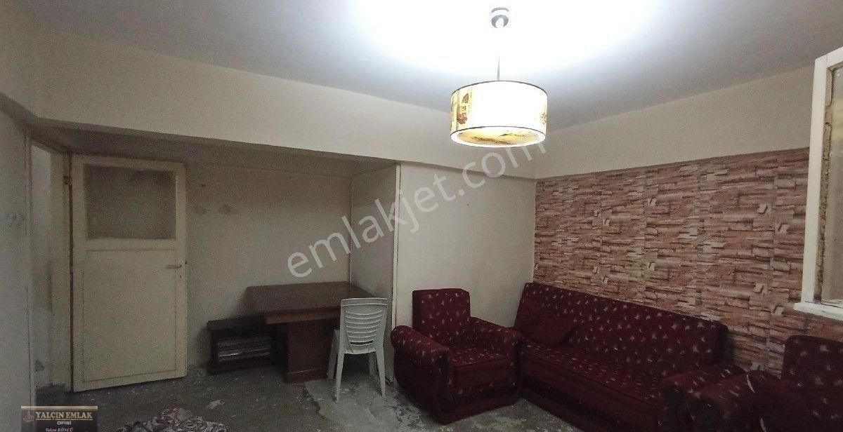 Şahinbey Kolejtepe Kiralık Daire Kolejtepe mahlesinde 1+1 kapıcı dairesi