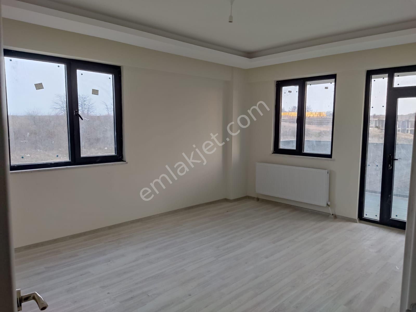 Edirne Merkez Şükrüpaşa Satılık Daire  Edirne merkezde şükrüpaşa muhallesinde satılık 3+1 sıfır daireler