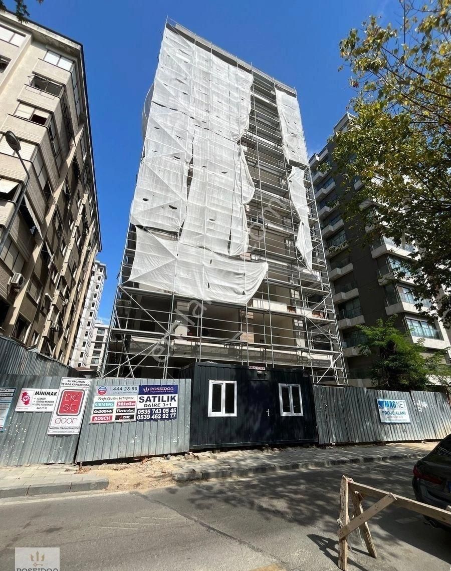 Kadıköy Göztepe Satılık Daire CADDEBOSTAN AZ KATLI KATTA TEK BALKONLU 113M2 NET DAİRE