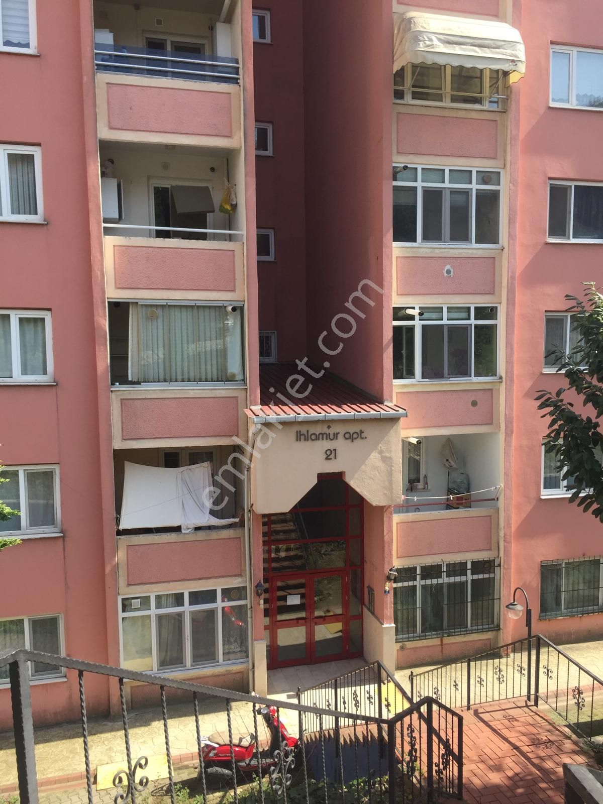 İzmit Erenler Satılık Daire Akçakoca üniversitesi evleri satılık 3+1 full eşyalı daire