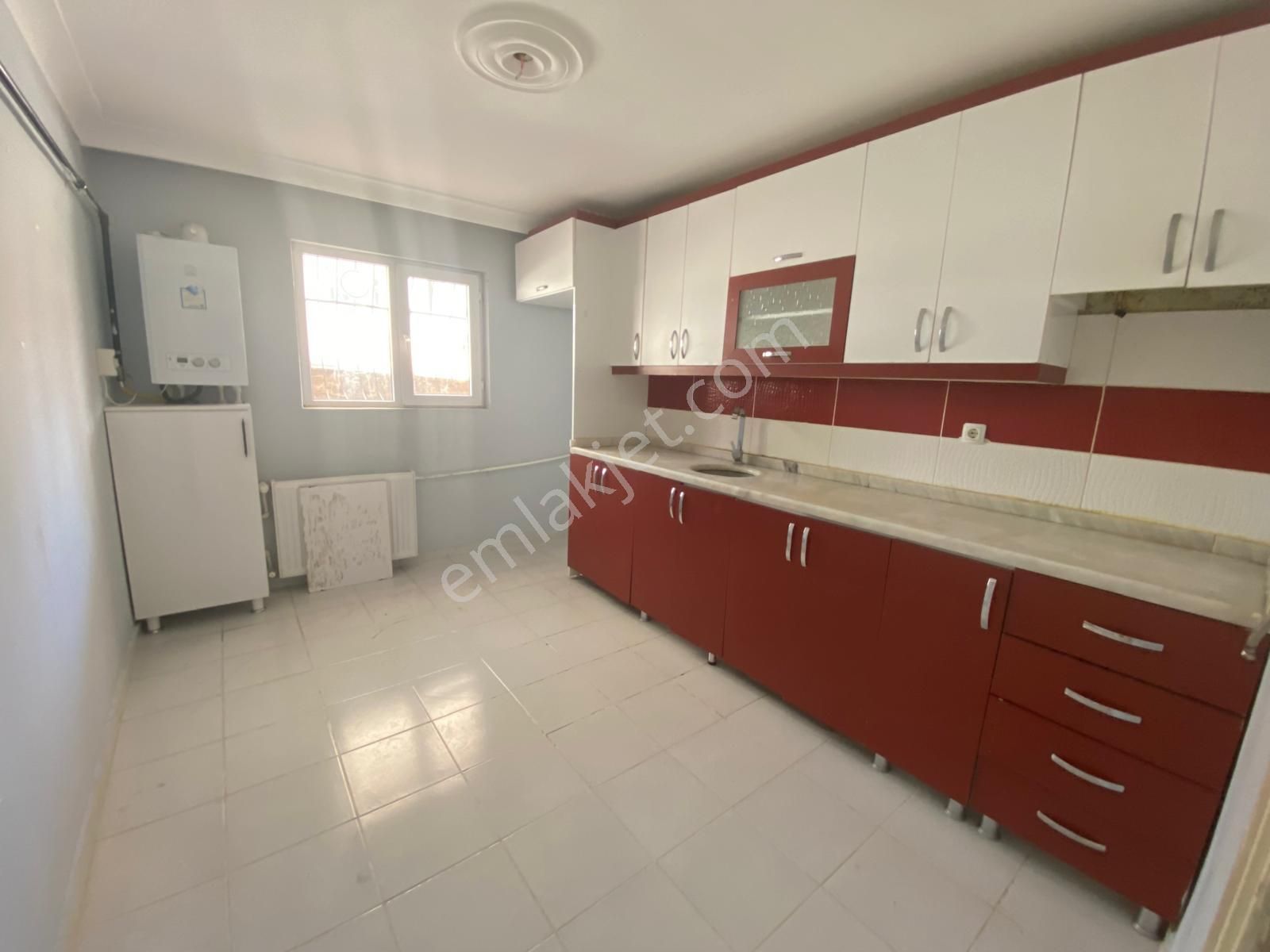 Sincan Tandoğan Satılık Daire  TANDOĞAN MAH.2+1 FULL YAPILI Y.GİRİŞ SATILIK DAİRE