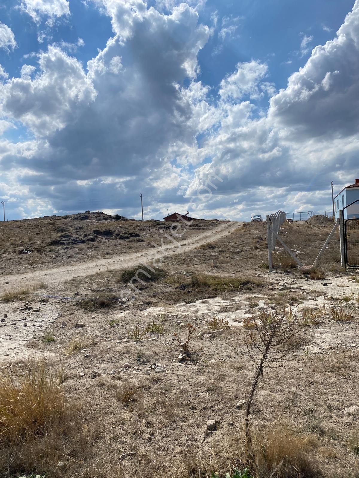 Odunpazarı Yürükkırka Satılık Konut İmarlı Eskişehir Yörükkırka Köyü'nde Temlik Satışlı 2 Dönüm Arsa