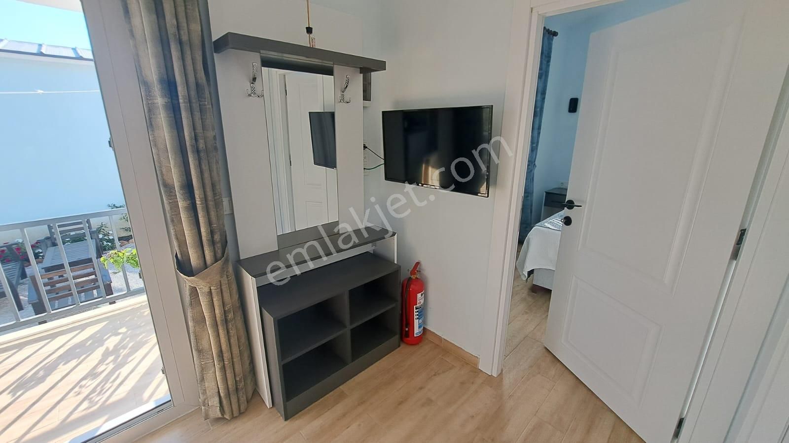 Stop’tan Foça’da 1+1 Bungalov Eşyalı Kiralık Elektrik Ve Su Ücretsiz - Görsel 23