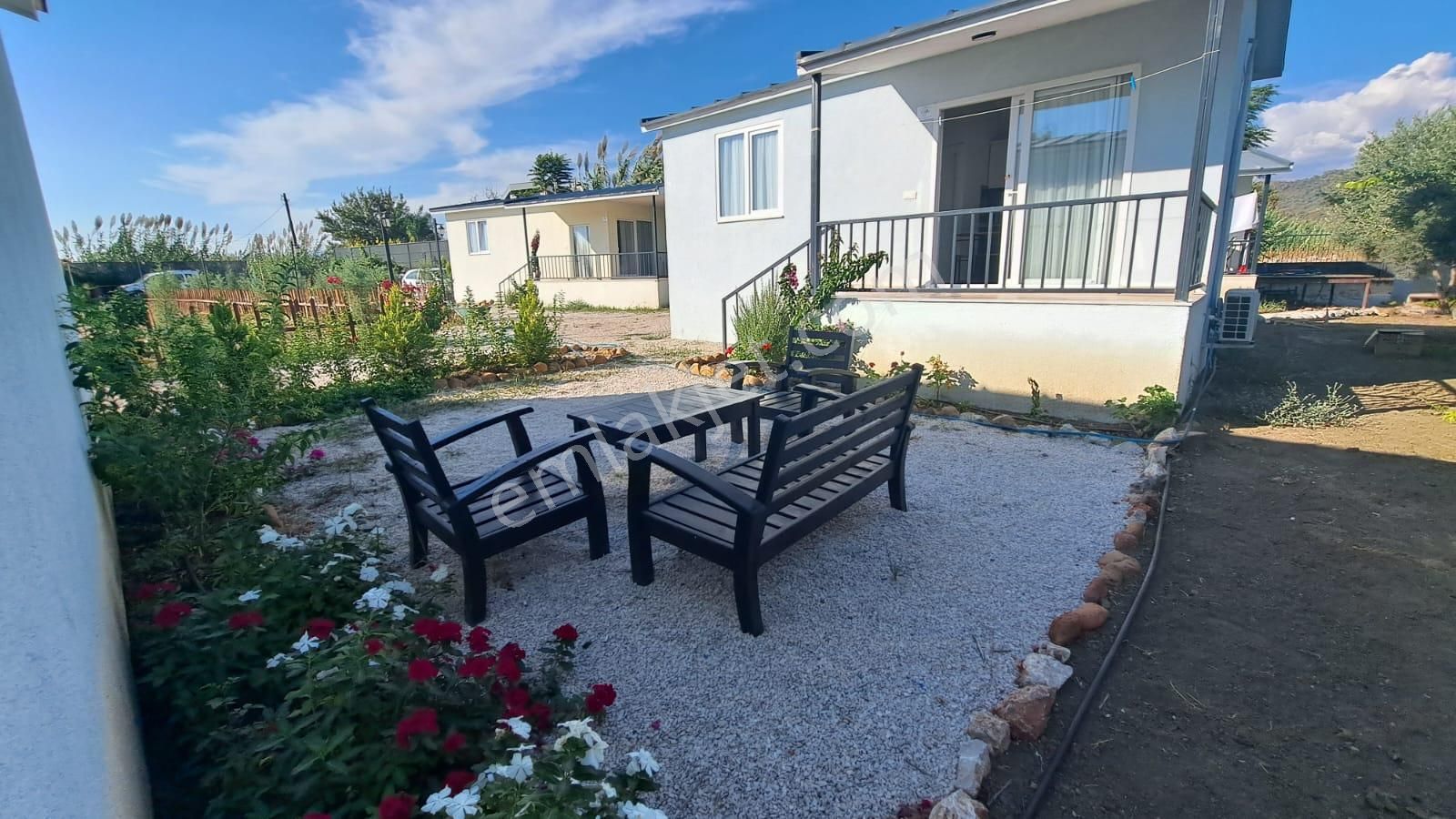 Stop’tan Foça’da 1+1 Bungalov Eşyalı Kiralık Elektrik Ve Su Ücretsiz - Görsel 16