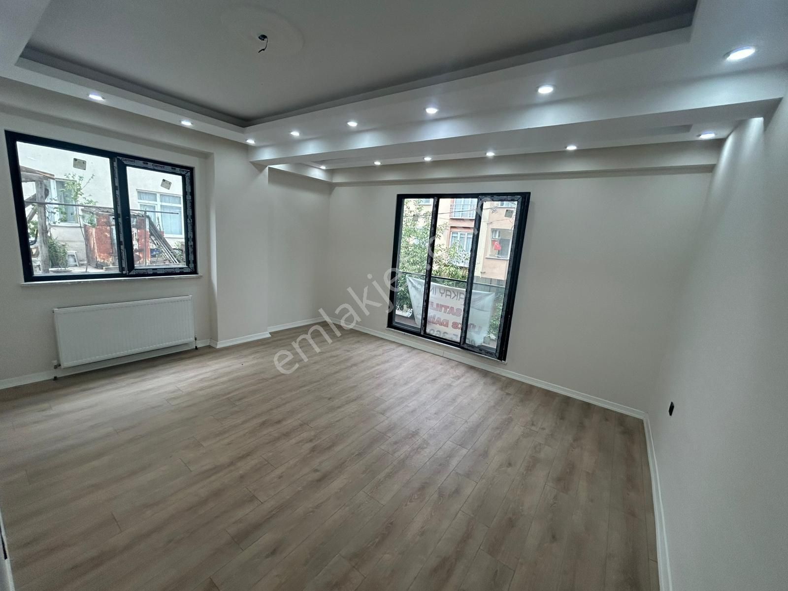 Kartal Yalı Satılık Daire KARTAL YALI MAHALLESİNDE 2+1 ARA KAT SIFIR DAİRE 