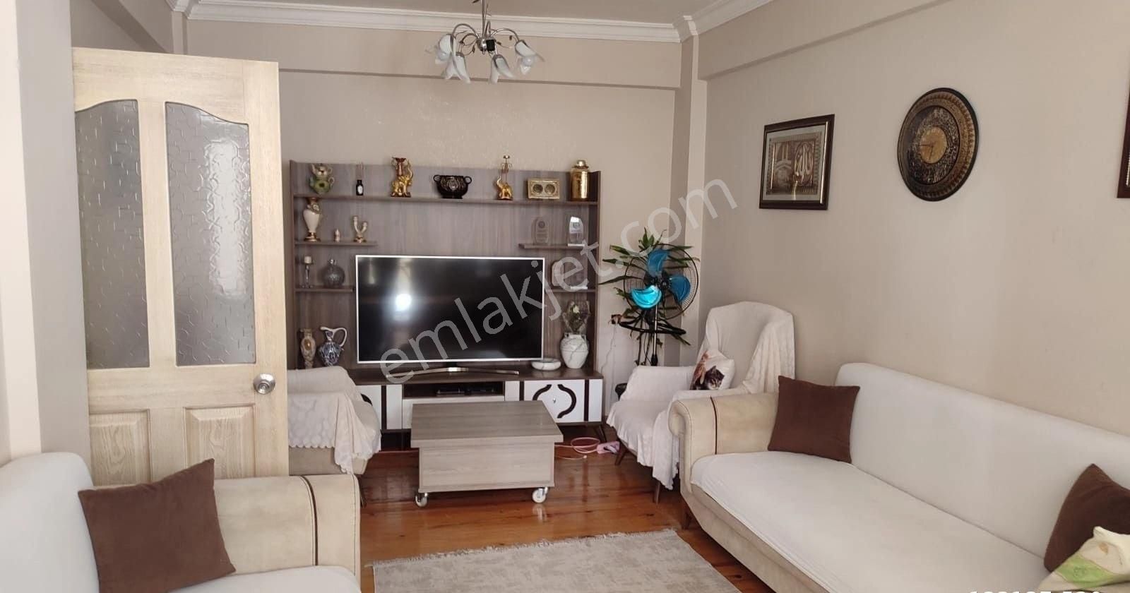 Balçova Korutürk Satılık Daire EKONOMİ YAKININDA JEOTERMALLİ 3+1 ARAKAT DAİRE