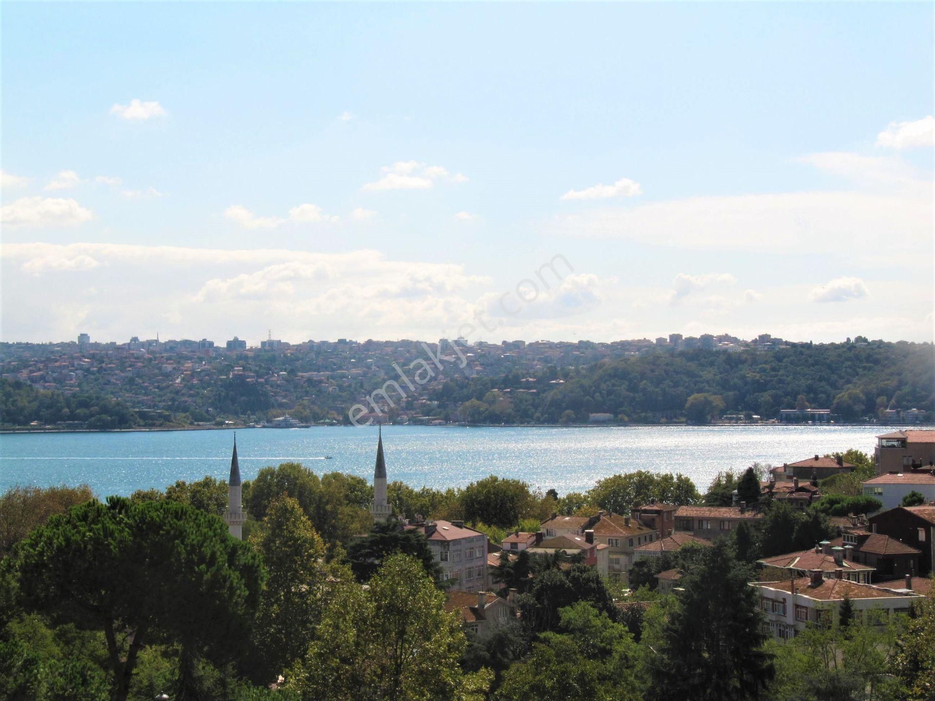 Sarıyer Yeniköy Satılık Daire  Yeniköy Armanlı Sitesi'nde Muhteşem Boğaz ve Koru Manzaralı İçi Yenilenmiş Daire