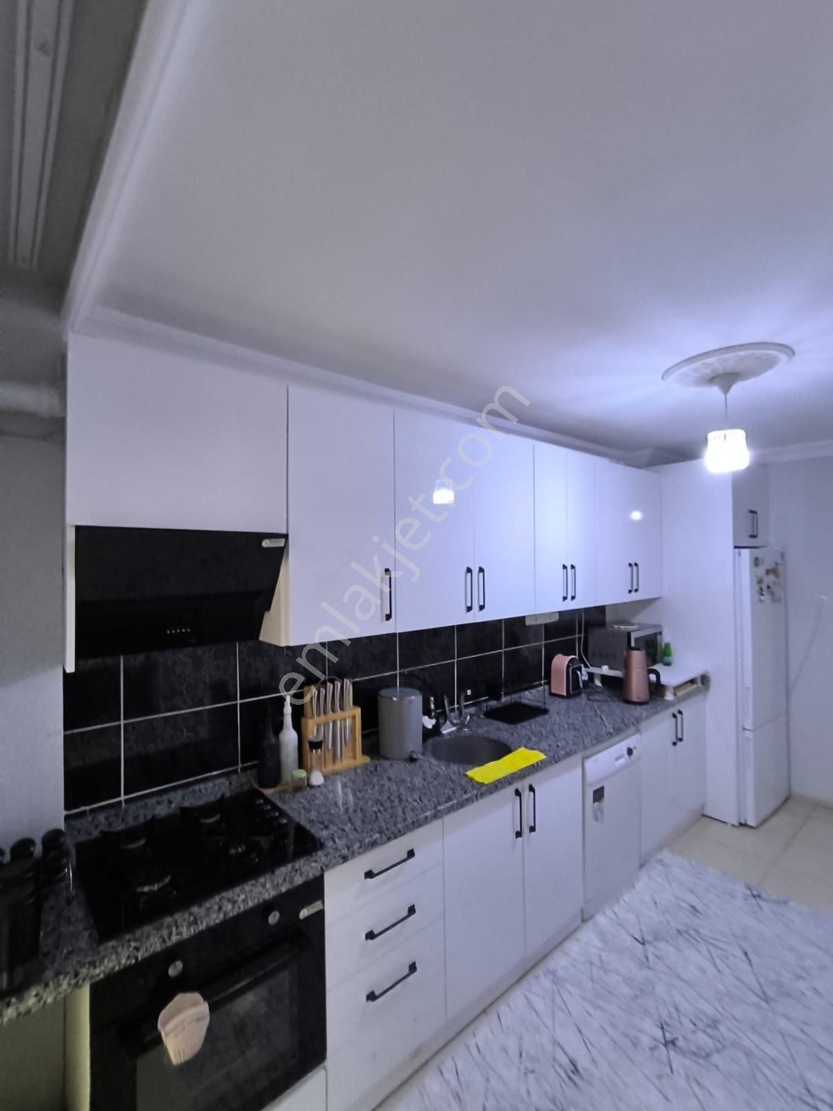 Yenişehir Bahçelievler Satılık Daire DREAM HOME‘DAN 3+1 SATILIK KELEPİR DAİRE (EŞYASIZ )