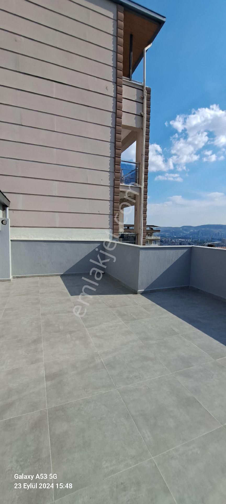 Bornova Atatürk Te Satılık 4+1 Lüks Tribleks Villalar - Görsel 28