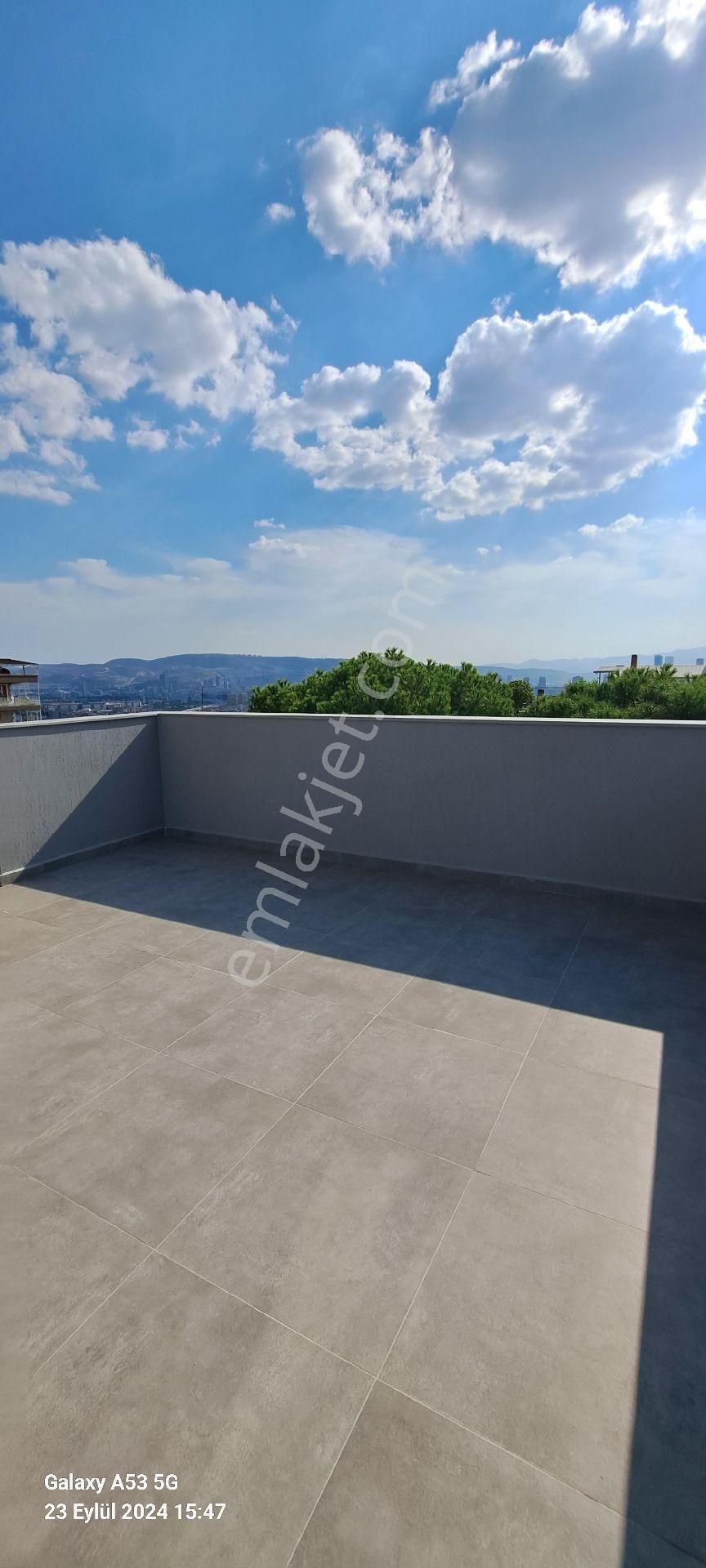 Bornova Atatürk Te Satılık 4+1 Lüks Tribleks Villalar - Görsel 19