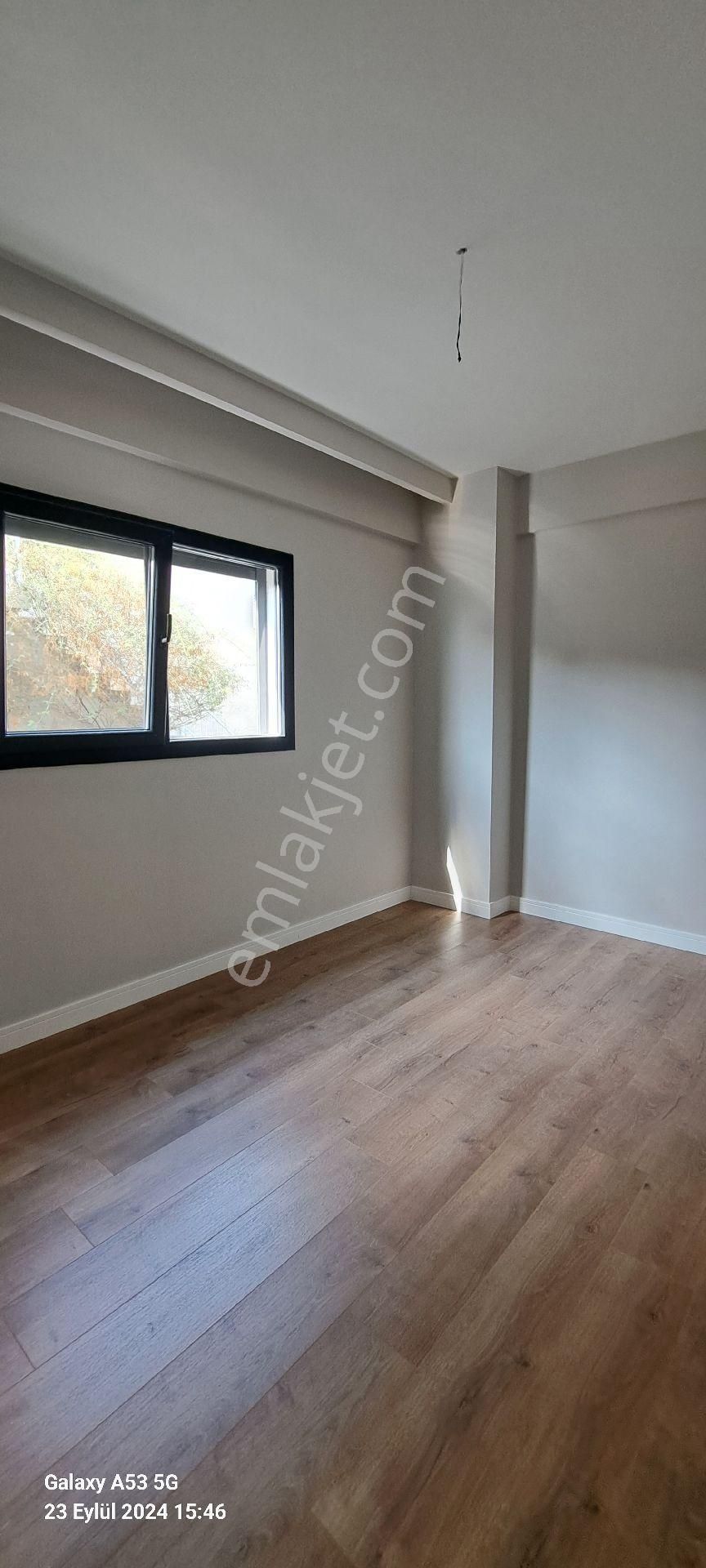 Bornova Atatürk Te Satılık 4+1 Lüks Tribleks Villalar - Görsel 12